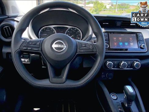 Used 2024 Nissan Kicks S image 5