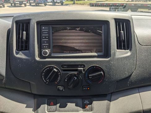 Used 2021 Nissan NV200 SV w/ Sliding Door Glass Package image 21