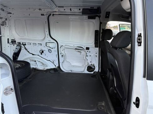 Used 2015 Ford Transit Connect XLT image 15