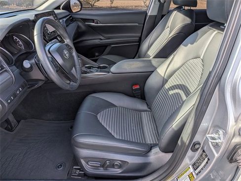 Used 2024 Toyota Camry SE w/ Convenience Package image 15