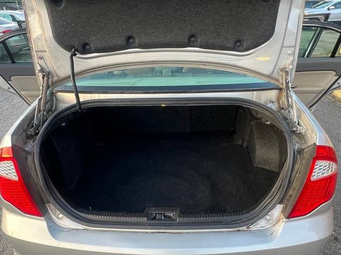 Used 2011 Ford Fusion SEL FWD image 14