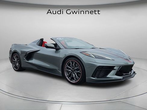 Used 2024 Chevrolet Corvette Stingray Convertible w/ Z51 Performance Package image 9