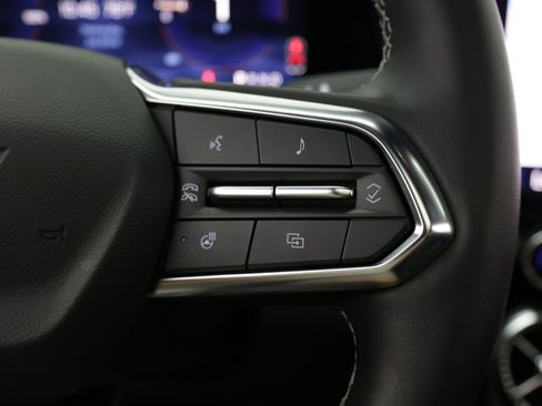 Used 2024 Chevrolet Blazer EV LT AWD/4WD image 23