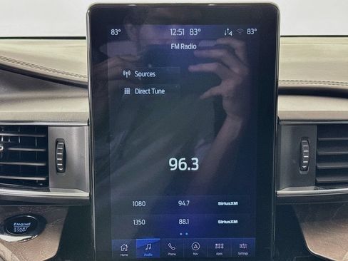 Used 2023 Ford Explorer Platinum w/ Technology Package AWD/4WD image 15