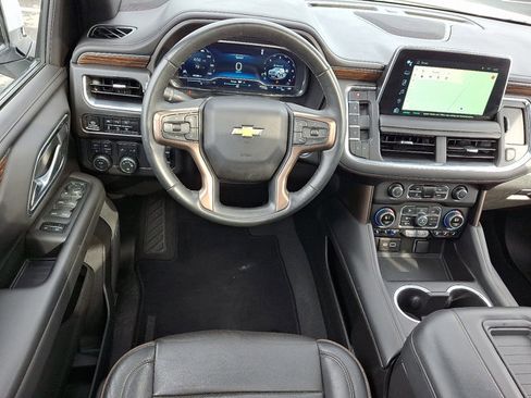 Used 2024 Chevrolet Suburban High Country image 14
