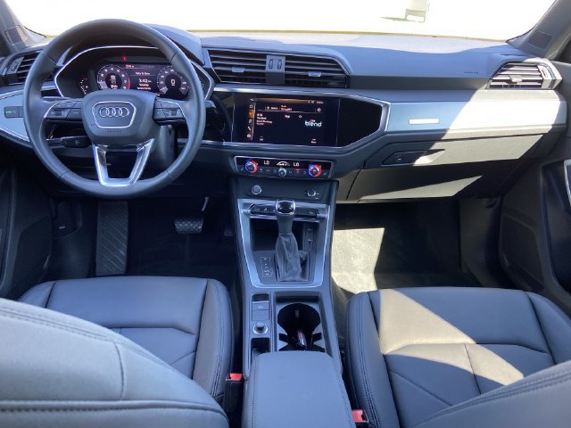 Used 2020 Audi Q3 2.0T Premium AWD/4WD image 13