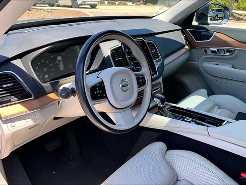 Used 2018 Volvo XC90 T6 Inscription w/ Convenience Package image 17