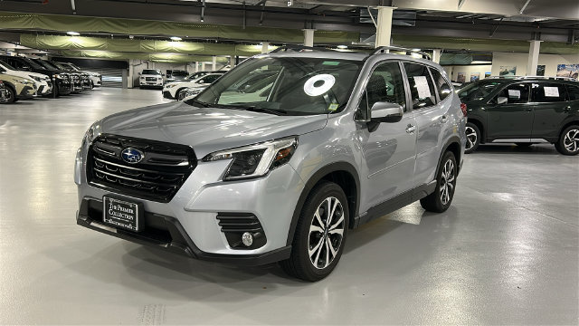 Certified 2023 Subaru Forester Limited AWD/4WD image 3