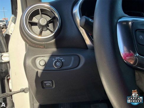 Used 2022 Chevrolet Blazer Premier w/ Driver Confidence II Package image 14