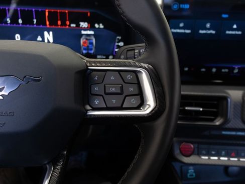 Used 2025 Ford Mustang GT RWD image 23