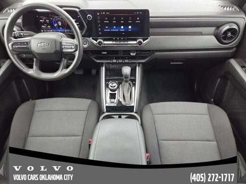 Used 2024 Chevrolet Colorado Trail Boss w/ Technology Package AWD/4WD image 19
