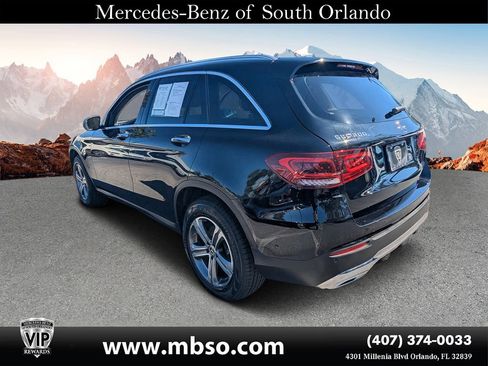 Certified 2022 Mercedes-Benz GLC 300 image 17