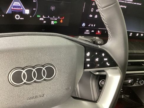 New 2025 Audi Q5 Premium image 31