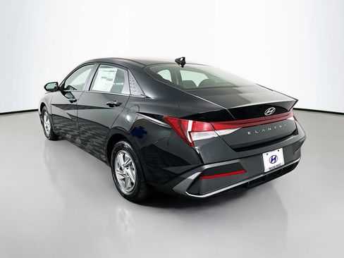 New 2026 Hyundai Elantra SE w/ Cargo Package image 7