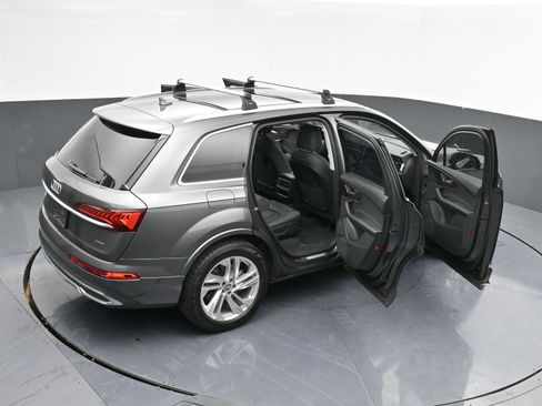 Used 2020 Audi Q7 3.0T Prestige w/ Prestige Package image 46