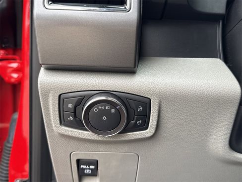 Used 2020 Ford F150 XLT image 20