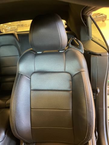 Used 2022 Ford Mustang Premium RWD image 12