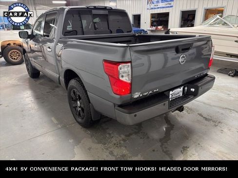 Used 2018 Nissan Titan SV w/ SV Convenience Package image 6