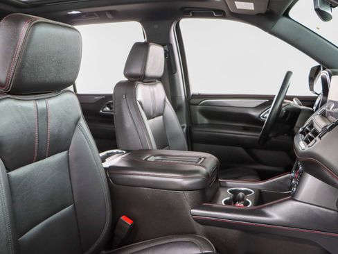 Used 2024 Chevrolet Tahoe RST image 31