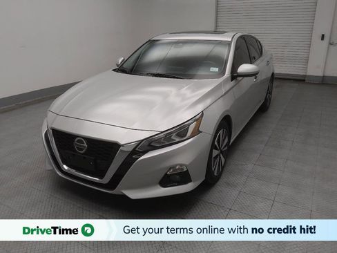 Used 2020 Nissan Altima 2.5 SL image 1
