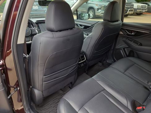 Used 2023 Subaru Outback Limited AWD/4WD image 10