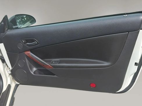 Used 2008 Pontiac G6 GT FWD image 26