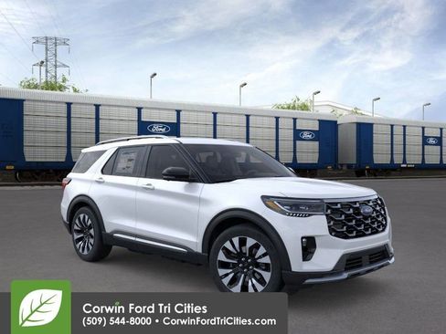 New 2026 Ford Explorer Platinum image 1