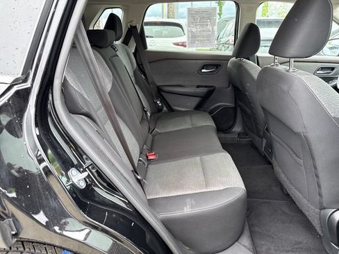 Used 2022 Nissan Rogue SV AWD/4WD image 10