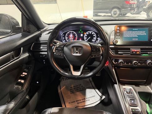 Used 2018 Honda Accord Sport image 23