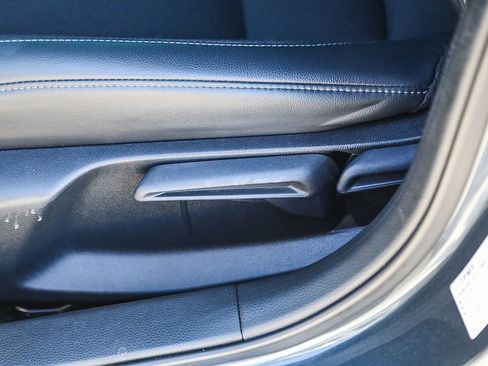 Used 2023 Honda Civic Sport image 19