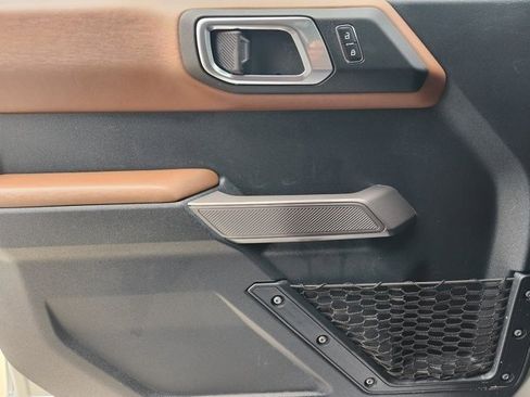 Used 2023 Ford Bronco Outer Banks image 21