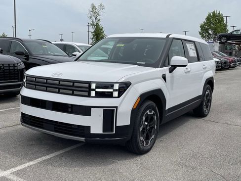 New 2025 Hyundai Santa Fe SE image 3