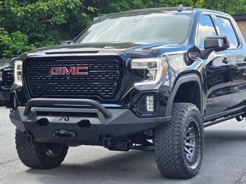 Used 2021 GMC Sierra 1500 AT4 w/ AT4 Premium Package AWD/4WD image 2