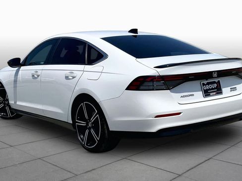 Used 2023 Honda Accord Sport image 12