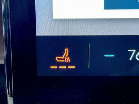 Used 2023 Lincoln Corsair Reserve w/ Equipment Group 201A image 22