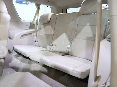 Used 2019 GMC Yukon XL Denali w/ Denali Ultimate Package image 25