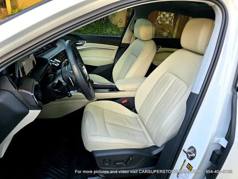 Used 2021 Audi e-tron Premium w/ Convenience Plus Package image 4