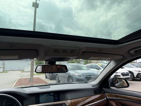 Used 2012 BMW 528i Sedan RWD image 19