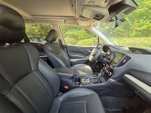 Used 2024 Subaru Forester Limited AWD/4WD image 12