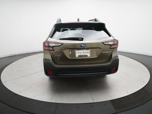 Used 2025 Subaru Outback Premium image 26