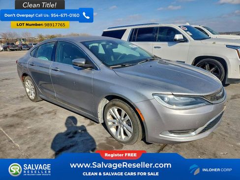 Used 2015 Chrysler 200 Limited image 5