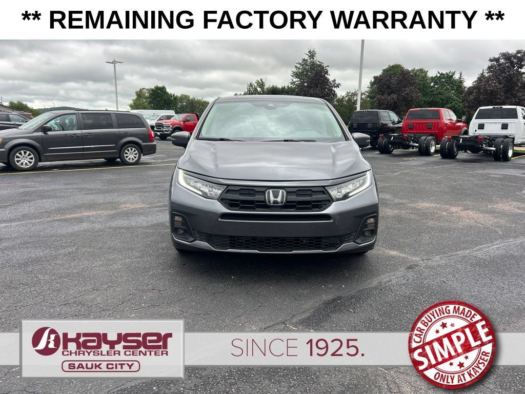 Used 2025 Honda Odyssey EX-L image 3