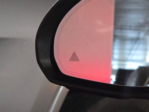 Used 2023 Mercedes-Benz C 300 4MATIC Sedan image 25