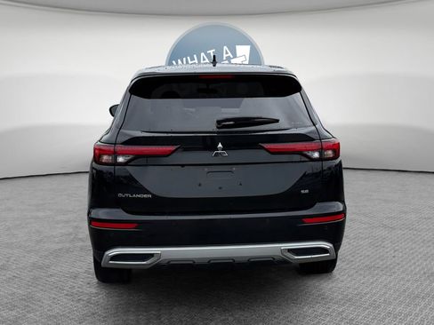 Used 2023 Mitsubishi Outlander SE AWD/4WD image 5