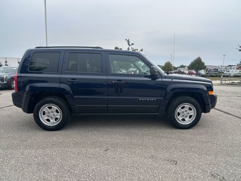 Used 2012 Jeep Patriot Sport image 8