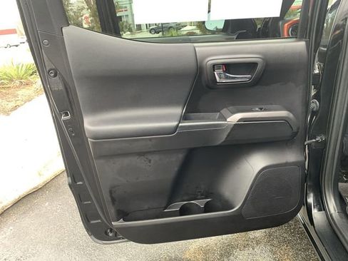 Certified 2021 Toyota Tacoma TRD Sport w/ Technology Package image 15