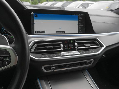 Used 2021 BMW X5 xDrive45e AWD/4WD image 16
