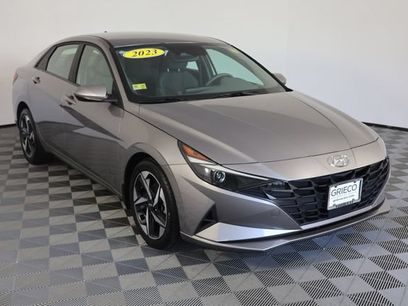 Used 2023 Hyundai Elantra SEL w/ Convenience Package