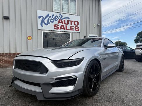 Used 2017 Ford Mustang GT Premium w/ Equipment Group 401A RWD image 1