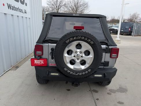 Used 2013 Jeep Wrangler Unlimited Sahara w/ Trailer Tow Group image 22